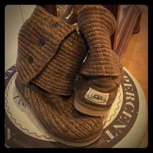 Brown cardi Uggs size 7